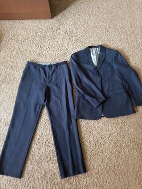 Tommy Hilfiger Classic Men's Navy Two-Piece Suit Jacket & Pants